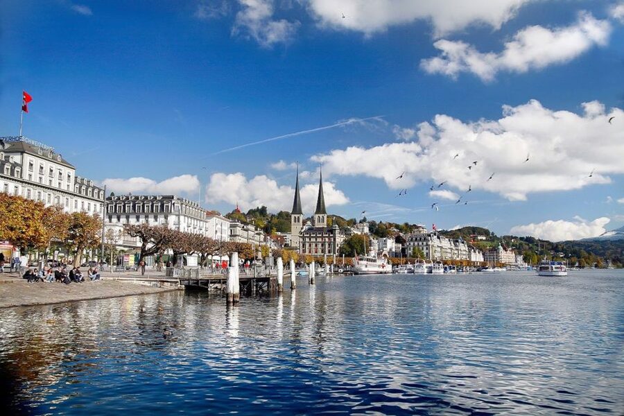 From Zurich: Day Trip to Lucerne with Optional Yacht Cruise - Food, Comfort, and Small Friction Points on a 9.5 to 10 Hour Day