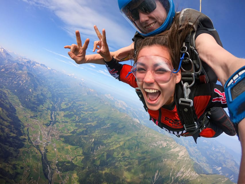 From Zurich: Interlaken Skydiving & Scenic Flight Adventure - Getting from Zurich to Interlaken: the bus ride is part of the plan