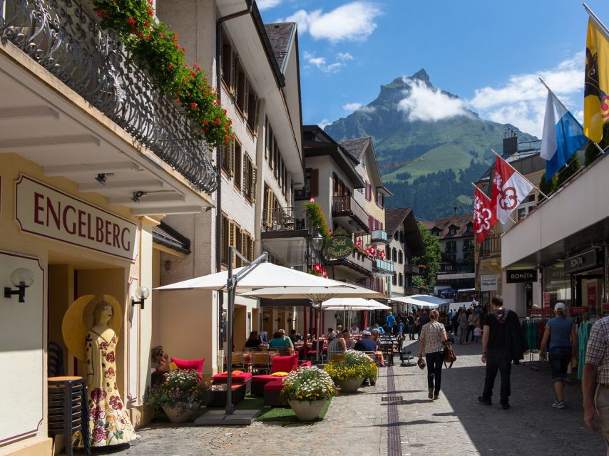 From Zurich: Lucerne and Engelberg Full-Day Tour - Lake Lucerne on the way to town: what you’ll notice from the bus
