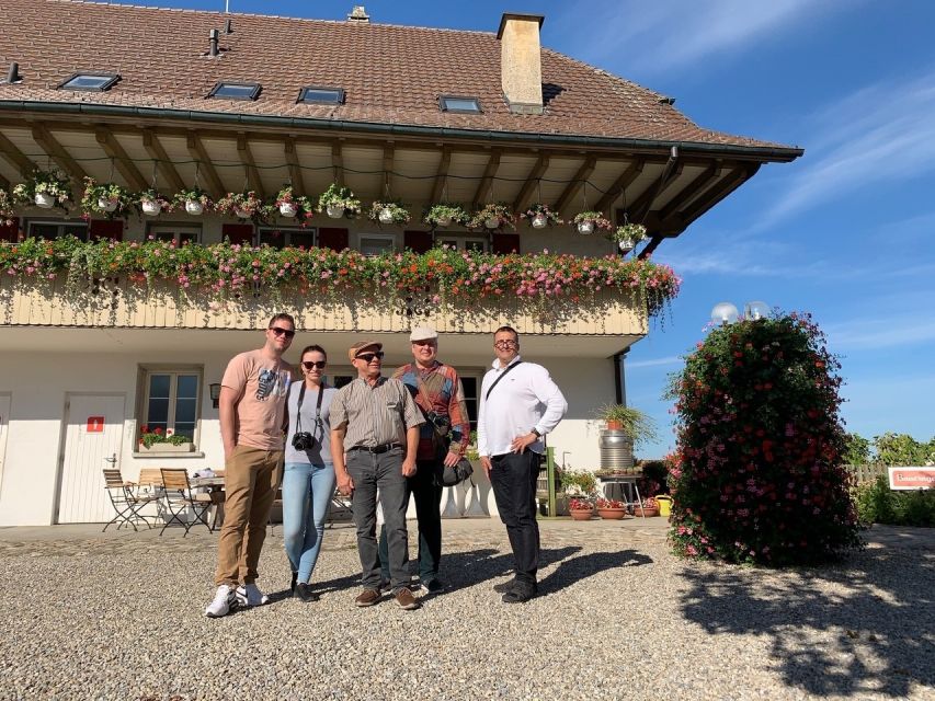 From Zurich/Lucerne: Berne Capital and Countryside Day-Trip - Emmental farm country: why the houses look like that