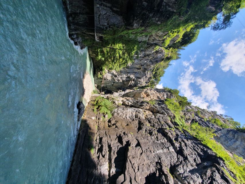 From Zurich: Waterfalls Valley & Aareschlucht Gorge Day Tour - Lauterbrunnen Valley and Its 72 Waterfalls: Start With the Big Picture
