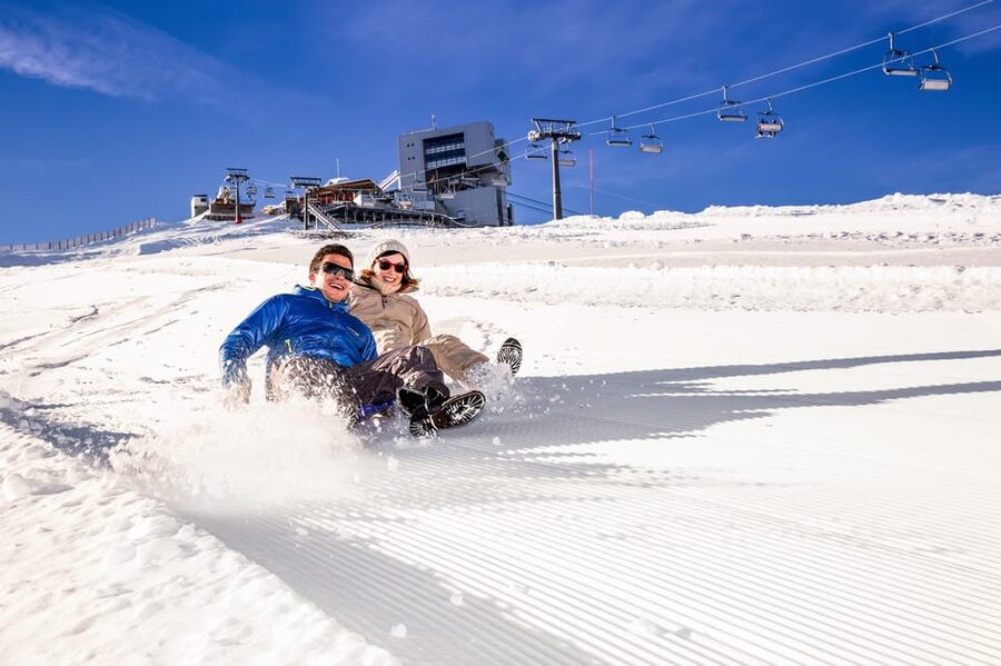 Full-Day Trip to Riviera Col du Pillon & Glacier 3000 - Montreux free time: how to spend your break after the glacier