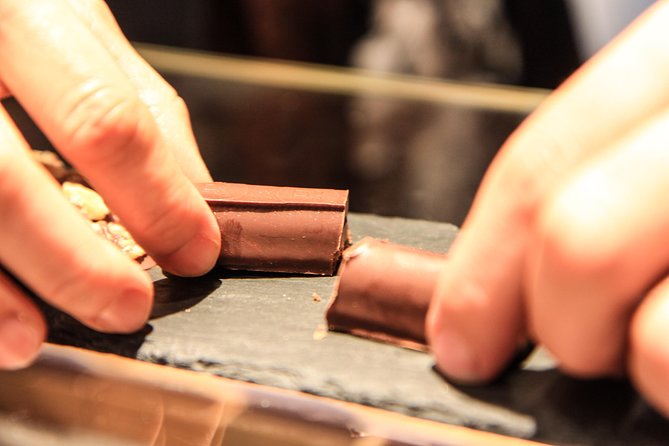 Geneva Chocolate Tour in a Tuk Tuk - Key highlights you will feel fast