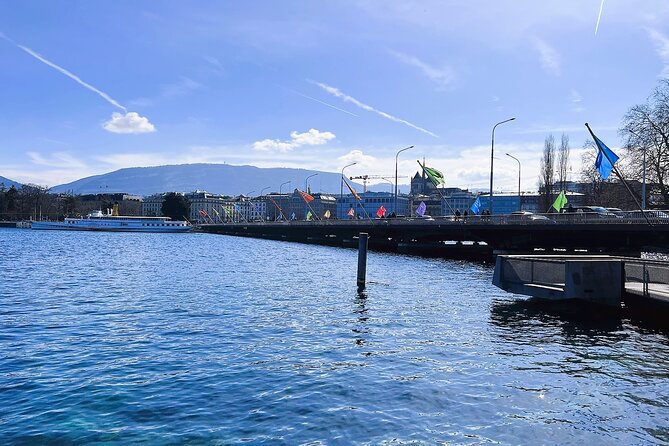 GENEVA EXCLUSIVE Complete Tour (PICK-UP), UN area & Old City - Geneva by air-conditioned car, then feet on Old Town streets
