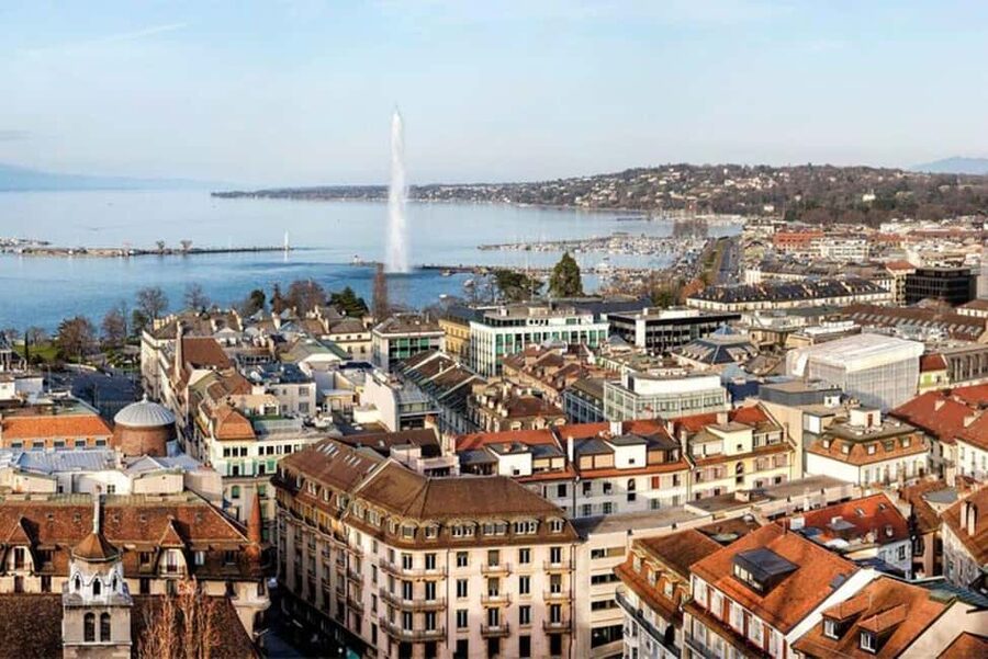 Geneva: Guided Private or Group Old Town Highlights Tour - Old Town Walking Time Around St Pierre Cathedral