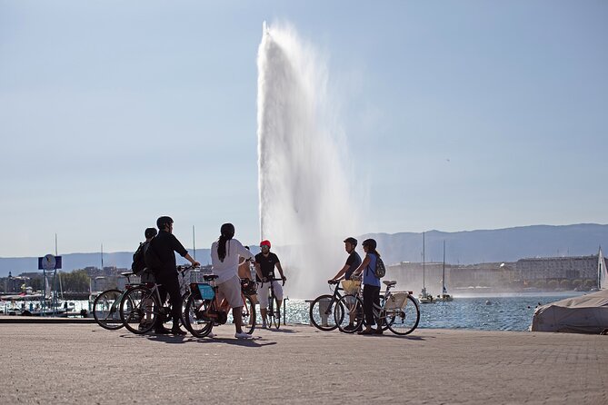Geneva Highlights Tour by Bike - 3h - Key highlights you will actually notice