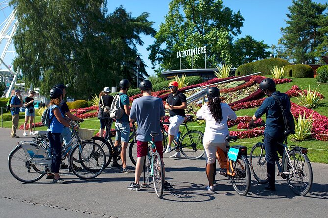 Geneva Highlights Tour by Bike - 3h - Broken Chair, Red Cross, and Palais Wilson, Geneva’s human-rights corridor
