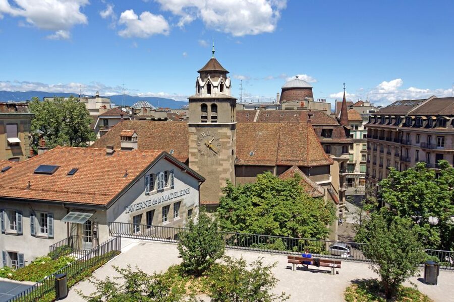 Geneva: Private Walking Tour with a Local - What’s included, and what you should plan to pay