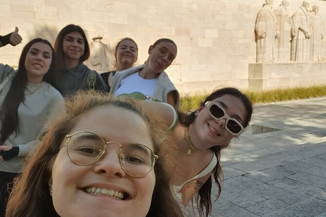 Geneva Scavenger Hunt and City Highlights Walking Activity - Stop 1: Cathedrale Saint Pierre, where your questions start