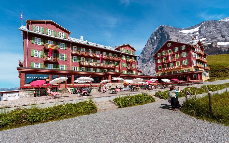 Grindelwald -Scheidegg-Lauterbrunnen Small Group Day Trip - Grindelwald: the chalet streets you’ll want to slow down for