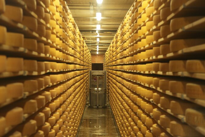Gruyères, Cheese Factory & Maison Cailler Day Trip from Bern - Getting there, getting around, and what to wear