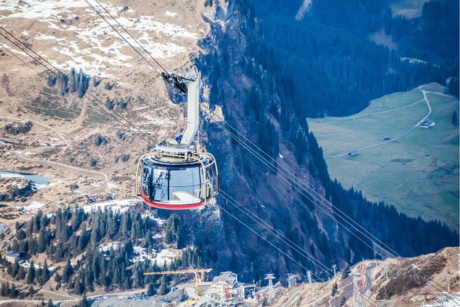 Guided Excursion to Mount Titlis Eternal Snow and Glacier from Lucerne - Engelberg cable cars: Titlis Xpress and the Rotair viewpoint
