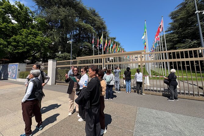 Guided Tour of Geneva: Capital of Peace ( Outside ) - Broken Chair: Daniel Berset’s Giant Symbol (and What It’s Trying to Say)