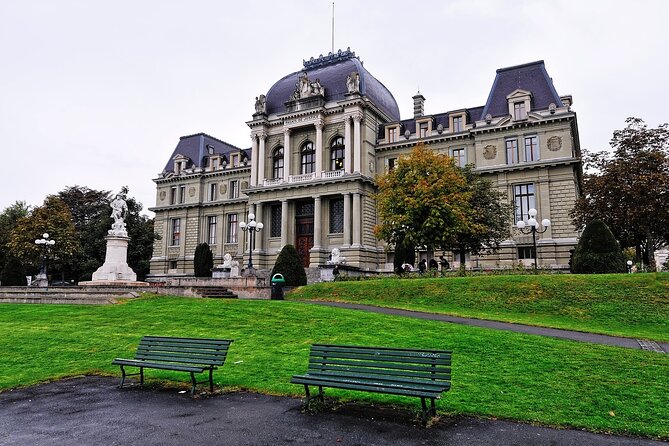 Guided Walking Tour in Lausanne - Price and value for a small-group city intro