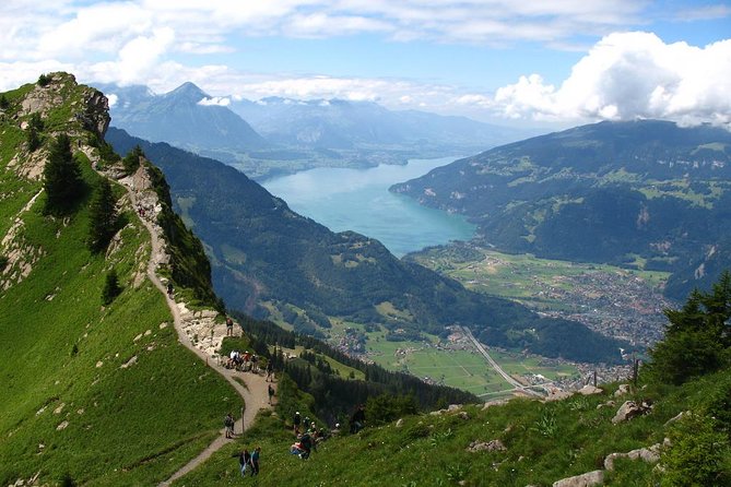Interlaken and Paragliding Day Trip from Geneva - Timing and how the day schedule feels in real life