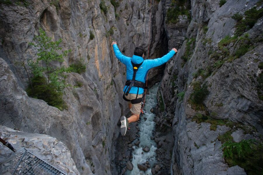 Interlaken: Canyon Swing in Grindelwald - The Jump From 90 Meters: Freefall Speed Meets Alpine Views