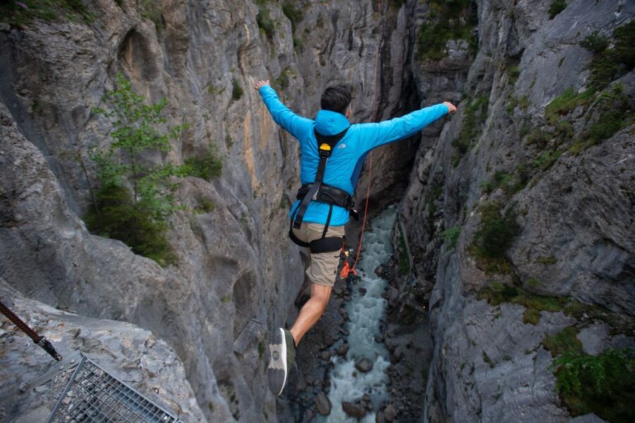 Interlaken: Canyon Swing in Grindelwald - Harness Up and Safety Briefing: What the Guides Do That Actually Matters