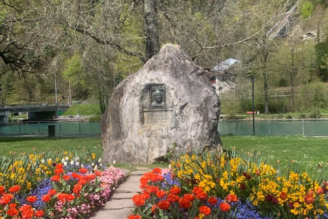 Interlaken Scavenger Hunt and Sights Self-Guided Tour - How the hunt works: sights, questions, and creative photo tasks