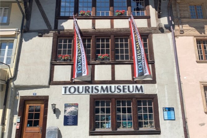 Interlaken Scavenger Hunt and Sights Self-Guided Tour - Starting at Interlaken West, then letting the app steer