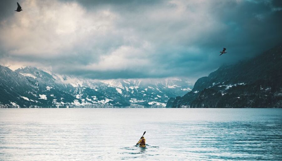 Interlaken: Small-Group Winter Kayak Tour on Lake Brienz - The Best Part, Tea Breaks and Photo-Forward Memories