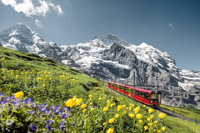 Jungfraujoch Day Trip from Lucerne with Eiger Express Gondola - Grindelwald and Eiger Express: modern gondola, huge payoff views