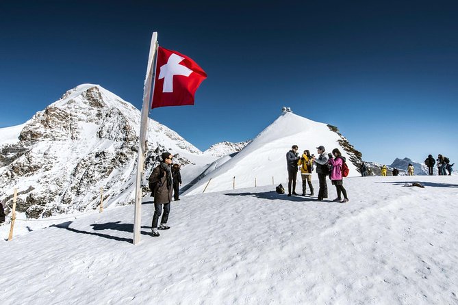 (KTL364) - Small group tour Jungfrau and Interlaken from Lausanne - What to pack for a smooth day at Jungfraujoch and the glacier