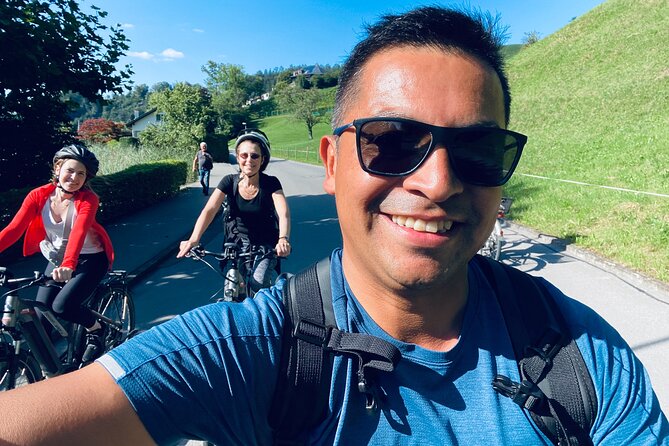 Lake Lucerne Peninsula e-Bike Tour - Weather and clothing: what to wear for an all-year ride on Lake Lucerne