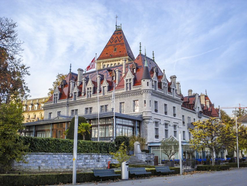 Lausanne: Express Walk with a Local in 60 minutes - Palais de Rumine and St-Maire Castle: culture and viewpoints in one stretch