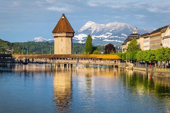 Lucerne CH Experience: Cheese, Chocolate, Chapel Bridge & Château - The meeting point and pacing: a compact route, no marathon