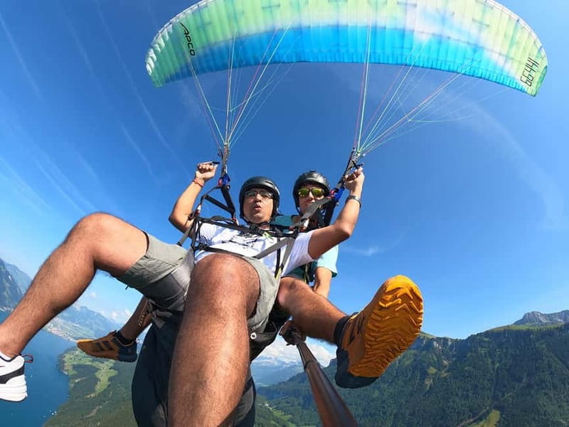 Lucerne: Paragliding Tandem Flights - What to wear and bring so you don’t think about your feet