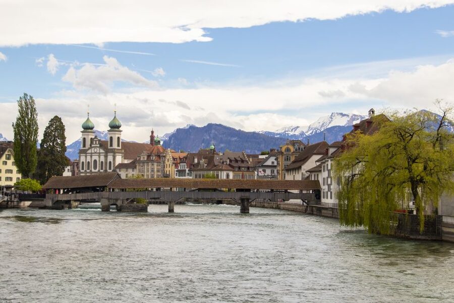 Lucerne: Private Exclusive History Tour with a Local - The Torbogen Luzern Area: How Gateways Set the Tone