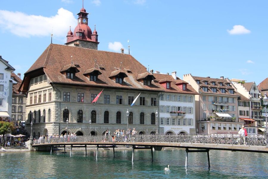 Lucerne: Private Walking Tour with a Local Guide - Price and value: why $38 per person can be a smart move in Lucerne