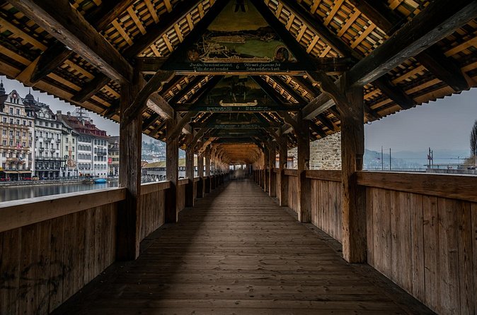 Lucerne Scavenger Hunt and Highlights Self Guided Audio Tour - Audio, text, and local tips that make it feel like a real plan