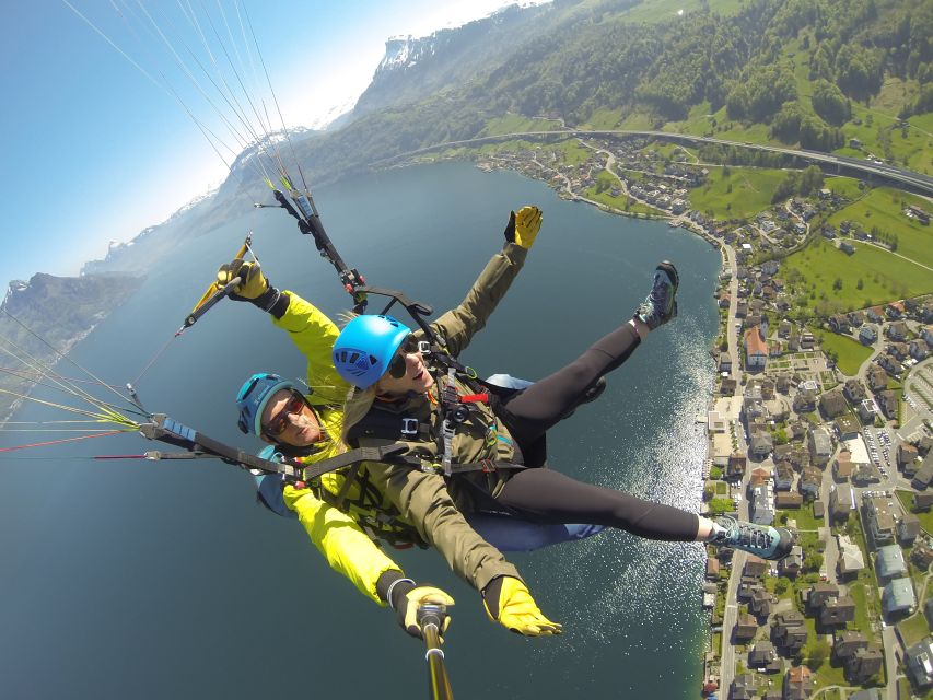 Lucerne: Tandem-Paragliding Flight - Entering Lucerne from the sky: why this flight feels so special