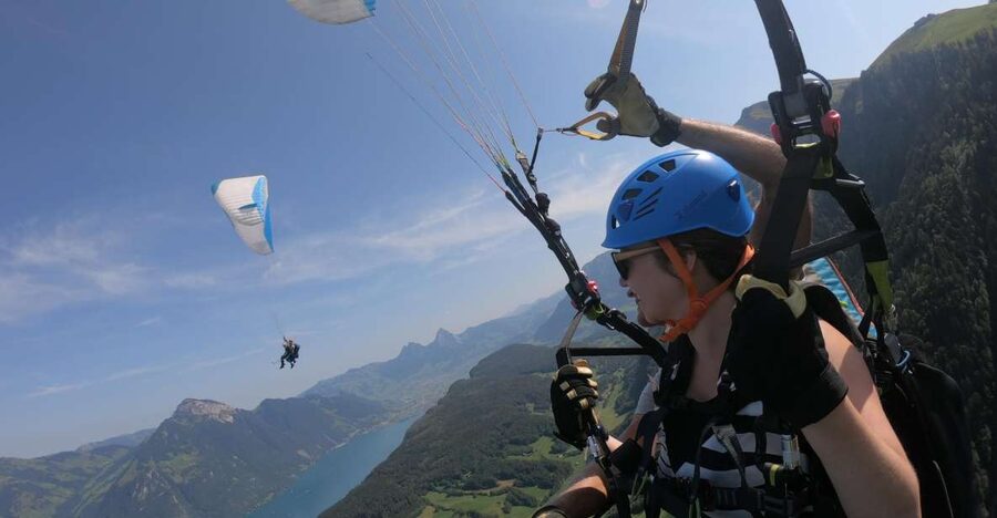 Lucerne: Tandem-Paragliding Flight - CAP Paragliding check-in: where you meet and how you reach the launch