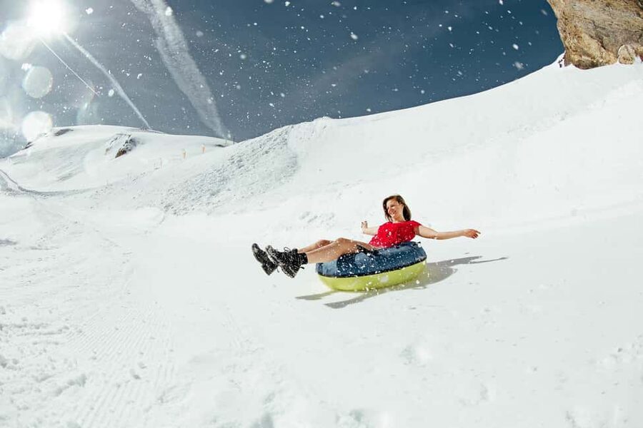 Lucerne: Titlis Beginner Ski Day Snow Experience - Ice Flyer to Glacier Park, Then Snow Tubing Fun