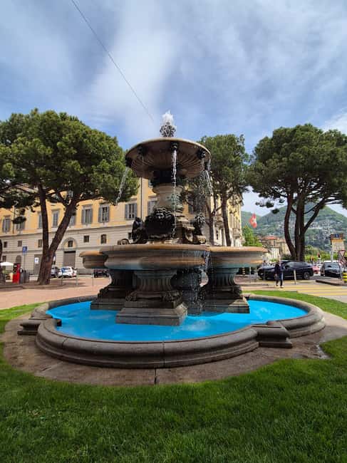 Lugano: 2h Private walking tour "Splendid Lugano Tour" - Lungo Lago and the payoff of those views
