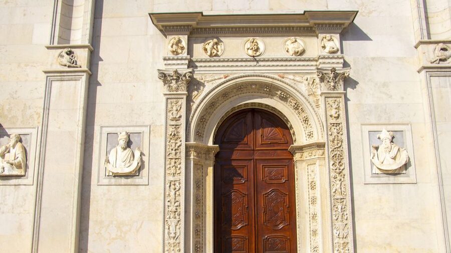Lugano’s Art and Culture revealed by a Local - Why a local guide makes the art feel real
