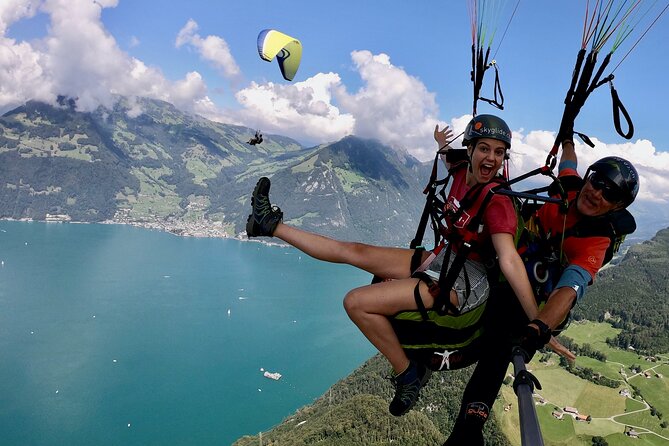 Luzern / Lucerne Professional Paragliding Tandem Flights - Why tandem paragliding near Lucerne feels so special
