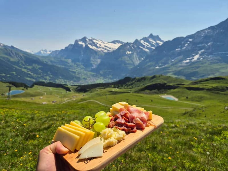Männlichen: Cheese and Chocolate Tasting on Mountain Summit - Chocolate at the top: 5 Swiss types, great for souvenirs