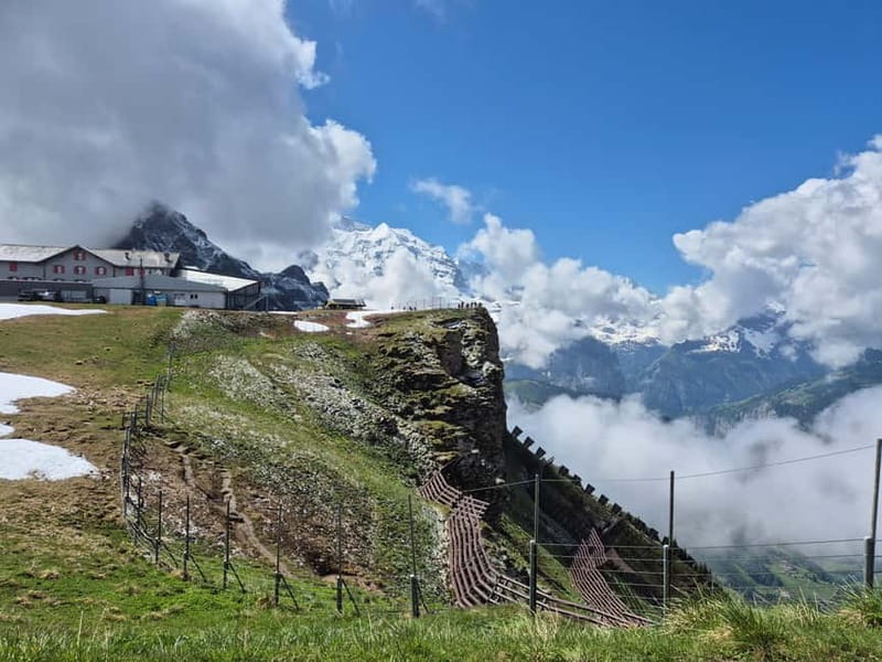 Männlichen: Cheese and Chocolate Tasting on Mountain Summit - Getting there fast: Gondola from Grindelwald or Wengen