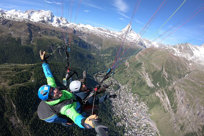 Matterhorn Paragliding flight in Zermatt (20-25min) - Guides and Coaching Style: What to Expect in Real Life