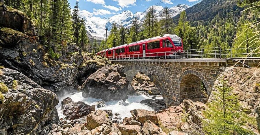 Milan to St. Moritz: Scenic Bernina Train Tour with Guide - St. Moritz in about two hours: what you can realistically do