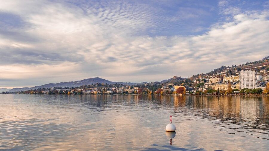 Montreux: Express Walk with a Local in 60 minutes - Key Highlights You Can Feel in 60 Minutes