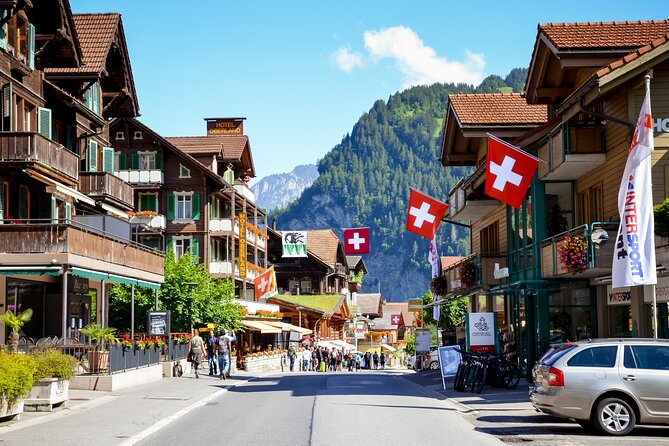 Mountain Majesty: Small Group Tour to Lauterbrunnen and Mürren - Lauterbrunnen village walk and the Staubbach Falls photo stop