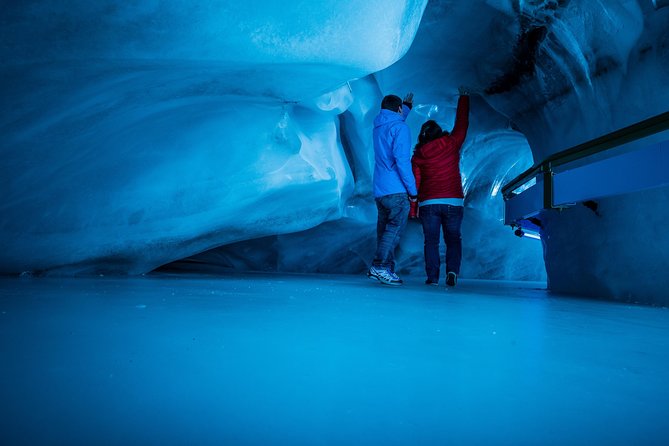 Mt Titlis Cable Car from Engelberg with Ice Flyer - Titlis Cliff Walk: a 1-metre-wide bridge that teaches you focus