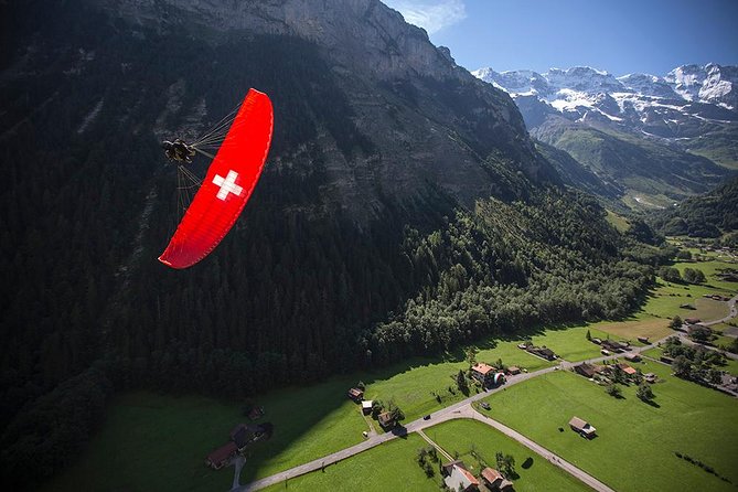Mürren: Paragliding over the Lauterbrunnen Valley - Why Mürren Paragliding Turns the Lauterbrunnen Views Into Something Else