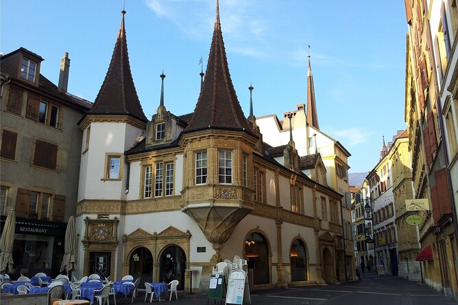 Neuchâtel Scavenger Hunt and Sights Self-Guided Private Tour - The route likely includes Une rue fantastique and Quai Ostervald