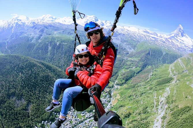Paragliding mountain flight - The instructor matters: Michael’s “calm you down first” approach