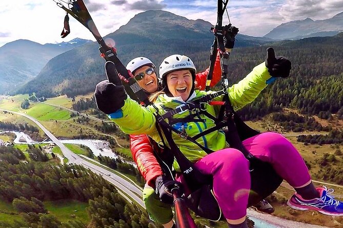 Paragliding Tandem Flights in Engadin - The safety briefing you actually want to hear